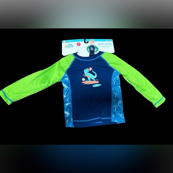 Sun Smart Kid's Surfing Dinosaur Rash Guard Swim Tee Size Boy S or M New - Picture 7 of 8